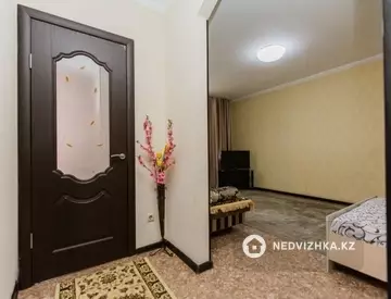 48 м², 1-комнатная квартира, этаж 2 из 4, 48 м², посуточно, изображение - 4