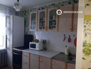 3-комнатная квартира, этаж 7 из 9, 64 м²