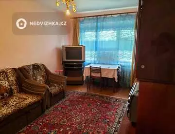 2-комнатная квартира, этаж 4 из 5, 46 м²