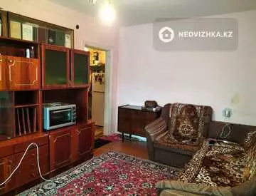 2-комнатная квартира, этаж 4 из 5, 46 м²