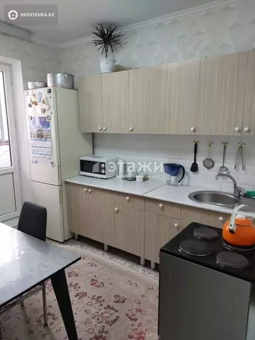 1-комнатная квартира, этаж 4 из 12, 39 м²