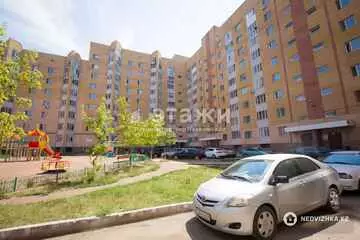 1-комнатная квартира, этаж 1 из 9, 37 м²