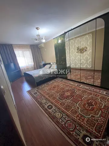 2-комнатная квартира, этаж 3 из 25, 73 м²