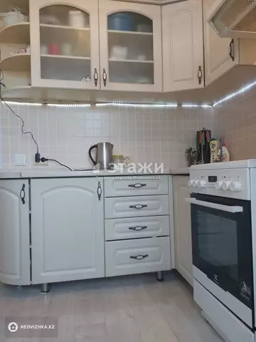 1-комнатная квартира, этаж 3 из 5, 30 м²