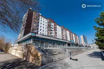 2-комнатная квартира, этаж 8 из 9, 45 м²