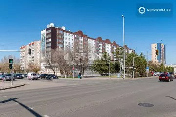 2-комнатная квартира, этаж 8 из 9, 45 м²