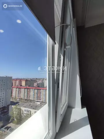 2-комнатная квартира, этаж 18 из 18, 55 м²