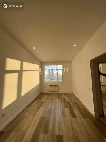 2-комнатная квартира, этаж 7 из 10, 43 м²