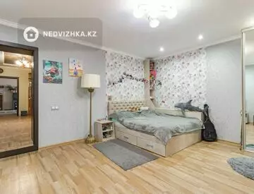 300 м², 8-комнатный дом, 10 соток, 300 м², изображение - 25