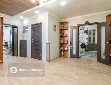 300 м², 8-комнатный дом, 10 соток, 300 м², изображение - 24