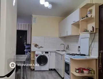 2-комнатная квартира, этаж 4 из 5, 55 м²