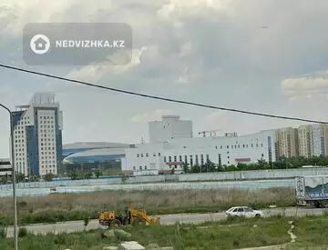 1-комнатная квартира, этаж 2 из 12, 47 м²