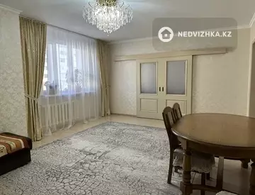 4-комнатная квартира, этаж 6 из 12, 122 м²