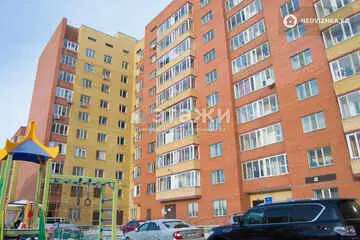 4-комнатная квартира, этаж 4 из 9, 105 м²