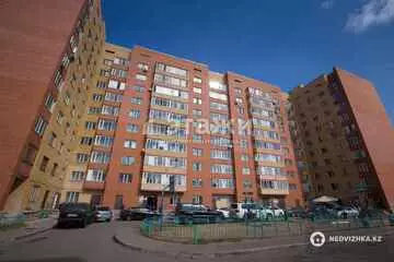 4-комнатная квартира, этаж 4 из 9, 105 м²