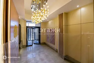 4-комнатная квартира, этаж 8 из 8, 158 м²