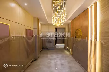 4-комнатная квартира, этаж 8 из 8, 158 м²