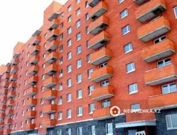 1-комнатная квартира, этаж 13 из 15, 36 м²