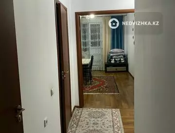 60 м², 2-комнатная квартира, этаж 3 из 5, 60 м², изображение - 1