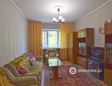 2-комнатная квартира, этаж 3 из 5, 55 м²