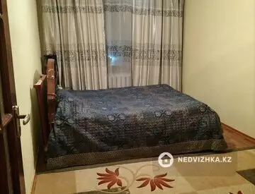 4-комнатная квартира, этаж 3 из 5, 78 м²