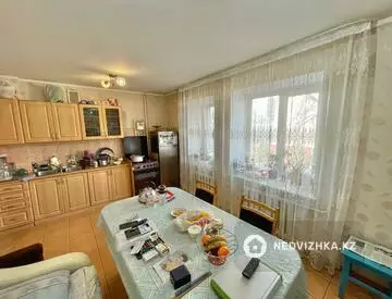 3-комнатная квартира, этаж 3 из 5, 60 м²