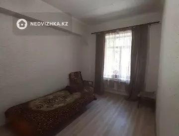 1-комнатная квартира, этаж 1 из 2, 16 м²