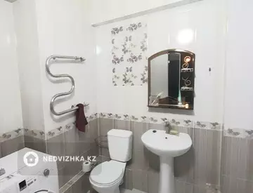 2-комнатная квартира, этаж 4 из 5, 60 м²