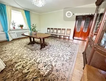 300 м², 8-комнатный дом, 8 соток, 300 м², изображение - 1