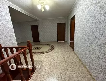 300 м², 8-комнатный дом, 8 соток, 300 м², изображение - 52