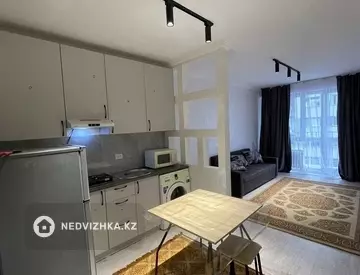 1-комнатная квартира, этаж 4 из 10, 31 м²