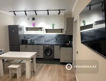 45 м², 1-комнатная квартира, этаж 1 из 10, 45 м², посуточно, изображение - 6