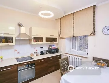 2-комнатная квартира, этаж 7 из 13, 58 м²