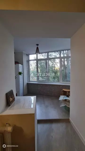 5-комнатная квартира, этаж 2 из 9, 110 м²