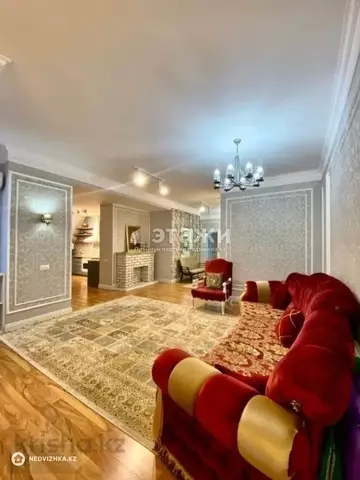 3-комнатная квартира, этаж 9 из 9, 126 м²