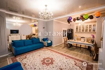 3-комнатная квартира, этаж 3 из 6, 109 м²