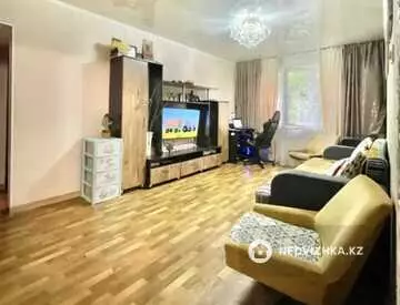 3-комнатная квартира, этаж 1 из 4, 58 м²