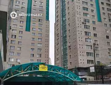 1-комнатная квартира, этаж 4 из 22, 50 м²