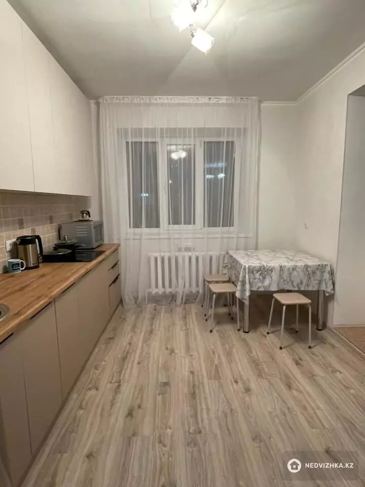 51 м², 2-комнатная квартира, этаж 2 из 8, 51 м², изображение - 1