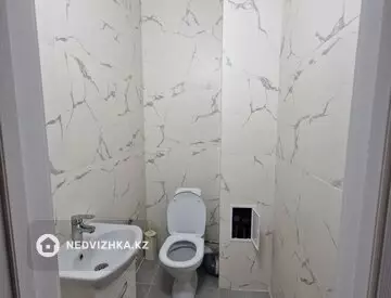 2-комнатная квартира, этаж 2 из 10, 70 м²