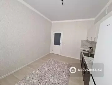 2-комнатная квартира, этаж 2 из 10, 70 м²