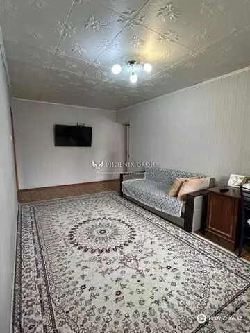 2-комнатная квартира, этаж 4 из 4, 46 м²