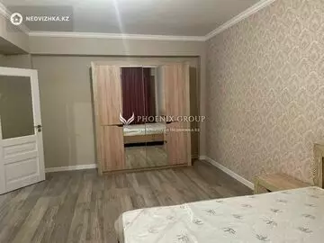 1-комнатная квартира, этаж 4 из 10, 50 м²