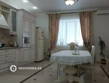 140 м², 3-комнатная квартира, этаж 5 из 5, 140 м², изображение - 2