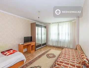 1-комнатная квартира, этаж 3 из 10, 46 м²