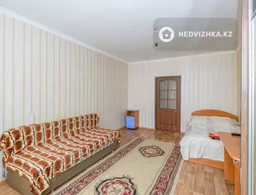 1-комнатная квартира, этаж 3 из 10, 46 м²