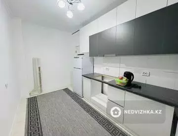 3-комнатная квартира, этаж 8 из 10, 75 м²