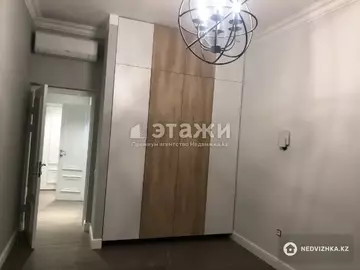 3-комнатная квартира, этаж 7 из 15, 92 м², на длительный срок