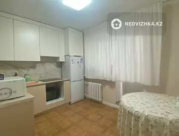 2-комнатная квартира, этаж 9 из 10, 60 м²