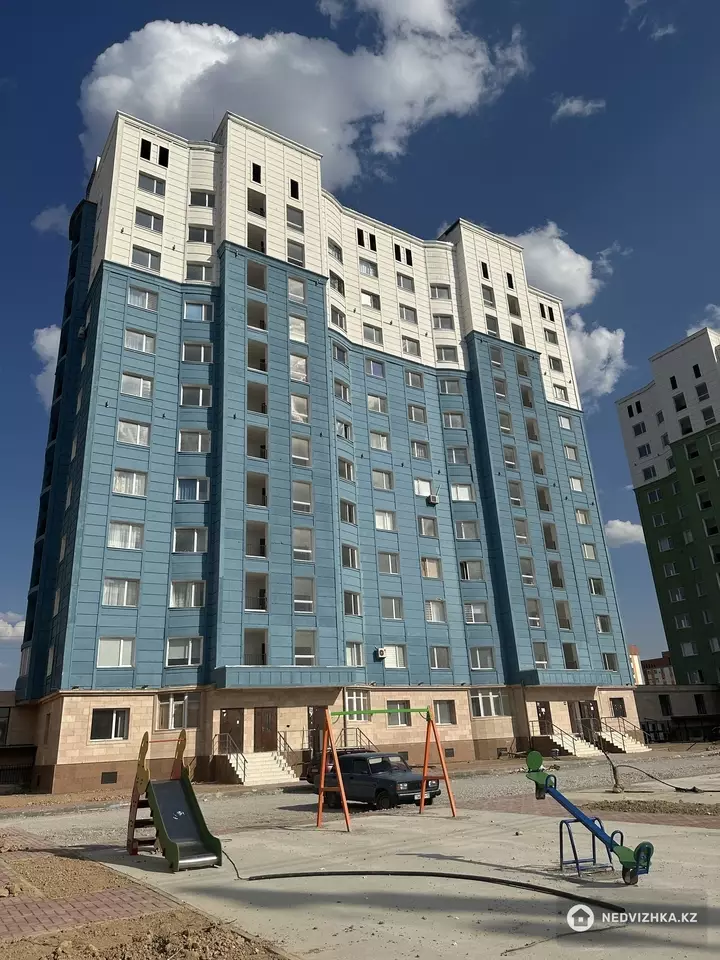 90 м², 3-комнатная квартира, этаж 2 из 12, 90 м², изображение - 1